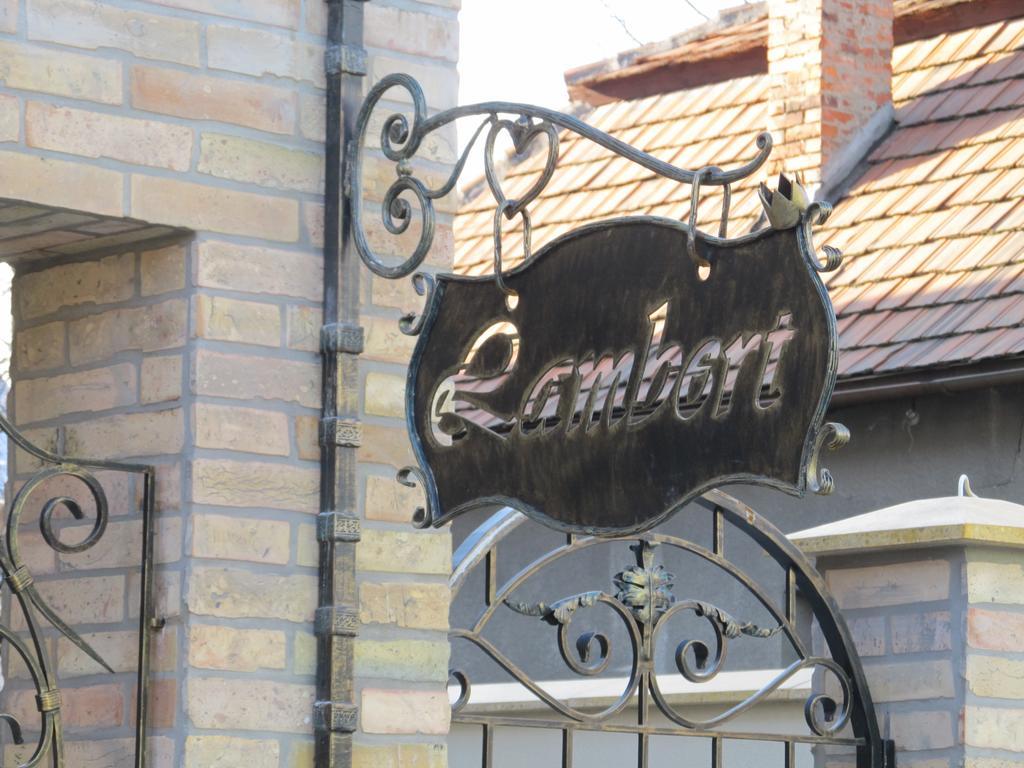 Family House Lambert 호텔 베레호베 외부 사진